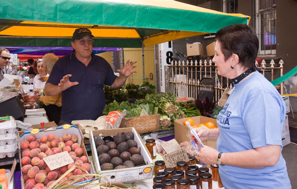 michael&clover Local organic farmer, Michael Champion, suggests to Sydney Lord Mayor, Clover Morre, that she should have stayed longer at the Sydney Food Fairnss Alliances' Food Summit (Clover had to get back to Parliament, which was sitting at the time).