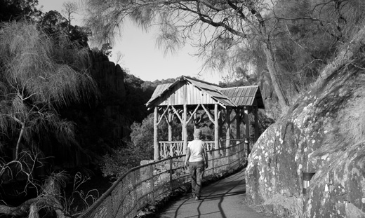 launceston-gorge A rustic shelter on the footpath along Cataract gorge.