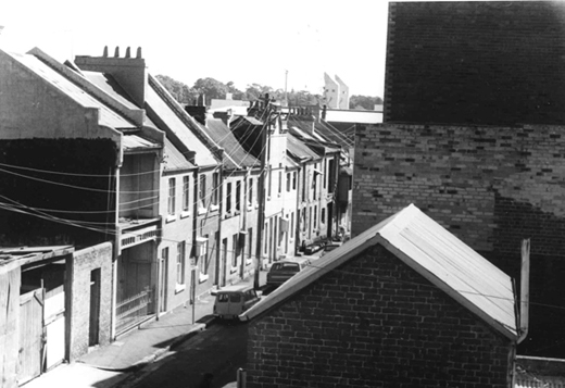 memoire-broughton_lane Dingy houses in a dingy lane. The view from our window over Broughton Lane, circa 1970.