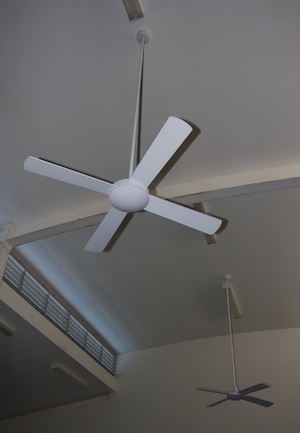 RCC4 Reversible ceiling fans were installed to improve the thermal performance of the Hub. The fans produce evaporative cooling in summer and in winter are reversed to push warm air back into the room.
